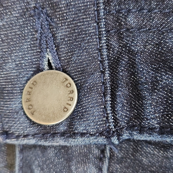 Torrid Trousers, 0317, women's, slim boot jeans, dark wash, casual, Sz 20R - Picture 7 of 15